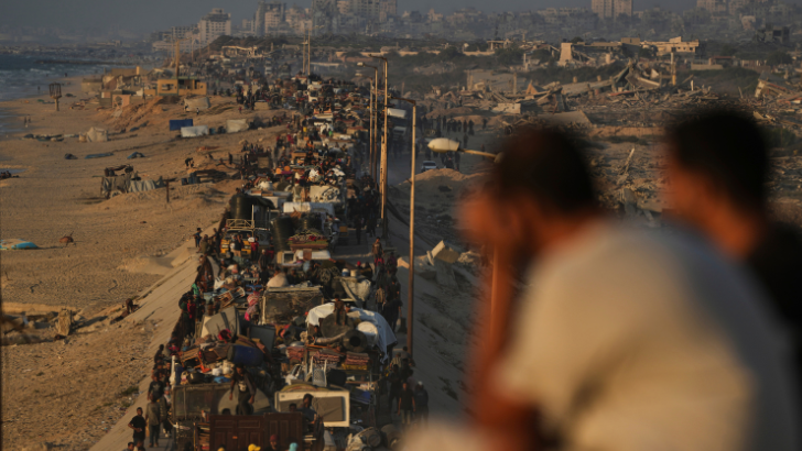 https://www.salarnews.in/public/uploads/images/newsimages/maannewsimage16092025_222455_Gaza City residents.png